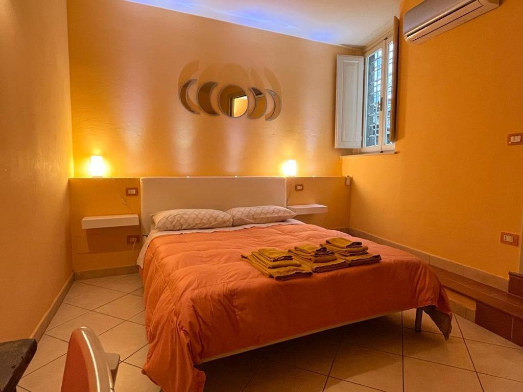 Piazza Napoleone Sweet Apartment Lucca Buitenkant foto